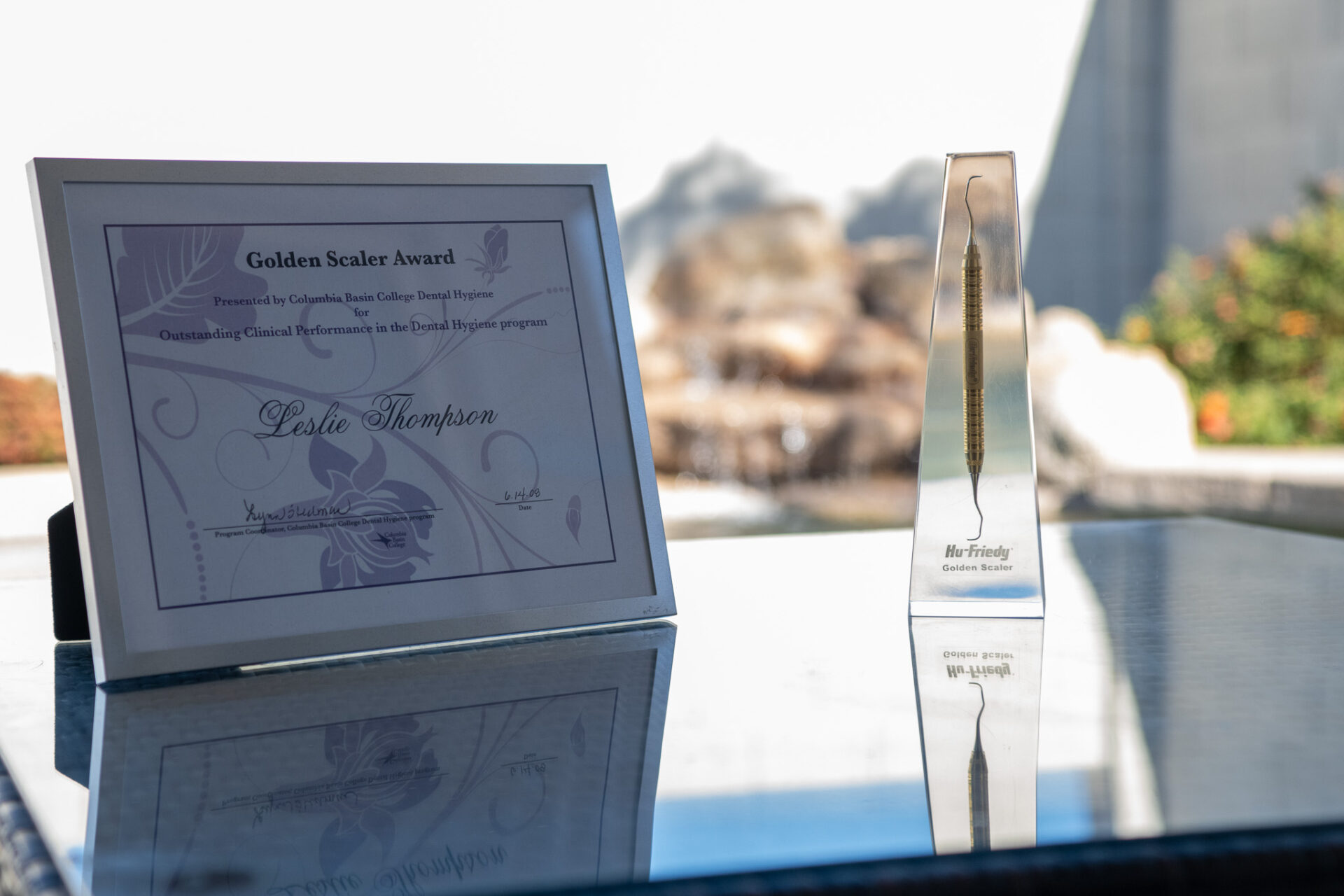 Top-Dental-Hygienist-Golden-Scaler-Leslie-Thompson